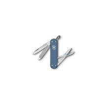 Load image into Gallery viewer, Multiherramienta Victorinox Classic SD Alox Glacial Blue E.D. 2026, 0.6221.L26