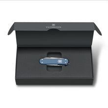 Load image into Gallery viewer, Multiherramienta Victorinox Classic SD Alox Glacial Blue E.D. 2026, 0.6221.L26