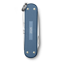 Load image into Gallery viewer, Multiherramienta Victorinox Classic SD Alox Glacial Blue E.D. 2026, 0.6221.L26