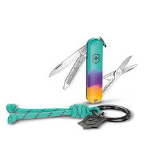Load image into Gallery viewer, Multiherramienta Victorinox Classic SD Sydney Style, 0.6223.E222