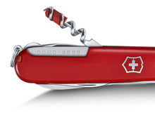 Load image into Gallery viewer, Multiherramienta Victorinox Huntsman año del caballo E.D. 2026, 1.3714.E15
