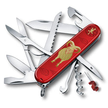 Load image into Gallery viewer, Multiherramienta Victorinox Huntsman AÑO DE LA CABRA, 1.3714.E16