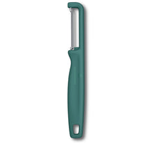Load image into Gallery viewer, PELADOR VICTORINOX ASERRADO IOTA, VERDE 6.0943.4