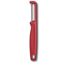 Load image into Gallery viewer, PELADOR VICTORINOX ASERRADO IOTA, ROJO 6.0943.1