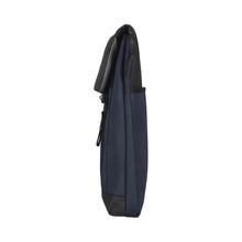Cargar imagen en el visor de la galería, MANOS LIBRES VICTORINOX ALTMONT FLAPOVER DIGITAL BAG, AZUL 606752