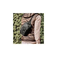 Load image into Gallery viewer, CANGURO VICTORINOX TOURING 2.0, SLING BAG NEGRO 612128