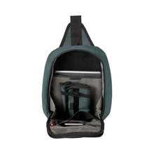 Cargar imagen en el visor de la galería, MANOS LIBRES VICTORINOX ALTMONT PROFESSIONAL PARA TABLET 653282