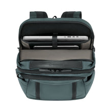 Cargar imagen en el visor de la galería, MORRAL VICTORINOX ALTMONT PROFESSIONAL DELUXE TRAVEL, VERDE 653292