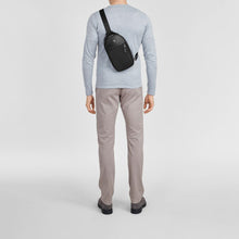 Cargar imagen en el visor de la galería, MANOS LIBRES VICTORINOX ARCHITECTURE URBAN2 SLING BAG, 653350