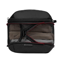 Load image into Gallery viewer, SET DE ESTUCHES DE VIAJE VICORINOX TRAVEL ESSENTIALS PACKING CUBE SET, 653360
