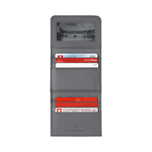 Cargar imagen en el visor de la galería, BILLETERA VICTORINOX TRAVEL ESSENTIALS TRI-FOLD WALLET, GRIS 653366