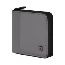 Cargar imagen en el visor de la galería, BILLETERA VICTORINOX TRAVEL ESSENTIALS ZIP AROUND WALLET, GRIS 653368