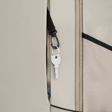 Load image into Gallery viewer, MANOS LIBRES VICTORINOX ALTMONT MODERN SLING BAG, STONE WHITE 653540