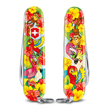 Cargar imagen en el visor de la galería, Multiherramienta Mi primera Victorinox Parrot ED. Animales 0.2373.E3