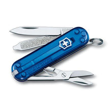 Cargar imagen en el visor de la galería, NAVAJA VICTORINOX CLASSIC SD, DEEP OCEAN 0.6223.T2G
