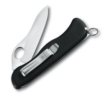 Cargar imagen en el visor de la galería, NAVAJA VICTORINOX SENTINEL CLIP, 0.8416.M3
