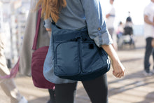 Cargar imagen en el visor de la galería, BOLSO LEWIS N. CLARK, AZUL 5007LAK