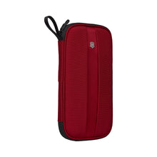 Load image into Gallery viewer, PORTA DOCUMENTOS DE VIAJE VICOTRINOX CON PROTECCION RFDI, ROJO 610598