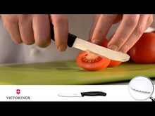 Cargar y reproducir el video en el visor de la galería, CUCHILLO PARA TOMATE VICTORINOX X2 SC, AMARILLO 6.7836.L118B