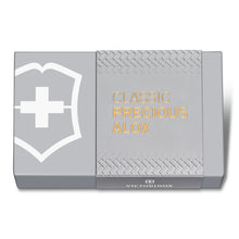 Cargar imagen en el visor de la galería, NAVAJA VICTORINOX CLASSIC SD PRECIOUS ALOX BRASS GOLD, 0.6221.408G
