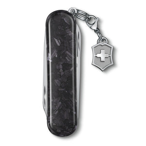 Multiherramienta Victorinox Classic SD Brilliant Carbon, 0.6221.90