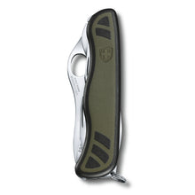 Load image into Gallery viewer, Multiherramienta Victorinox del Soldado Suizo, 0.8461.MWCH
