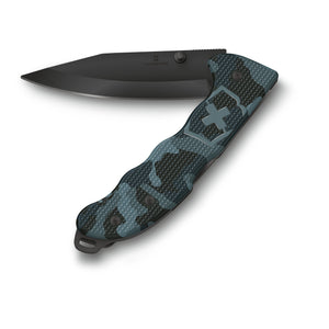 NAVAJA VICTORINOX EVOKE BHS ALOX CAMUFLADA 0.9415.DS222