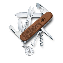 Load image into Gallery viewer, Multiherramienta Victorinox Climber Wood WINTER MAGIC 2025, 1.3701.63E1
