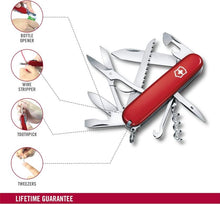 Load image into Gallery viewer, Set Victorinox Completo con Navaja Huntsman, Estuche y Cordón
