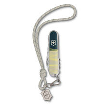 Cargar imagen en el visor de la galería, Multiherramienta Victorinox Companion New York Style, 1.3909.E223
