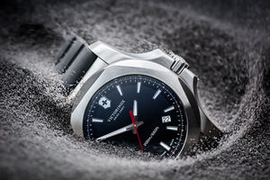 RELOJ VICTORINOX I.N.O.X. 43MM NEGRO, 241682.1
