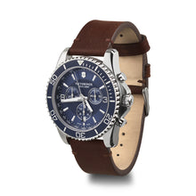 Cargar imagen en el visor de la galería, RELOJ VICTORINOX MAVERICK CHRONO, CUERO 241865
