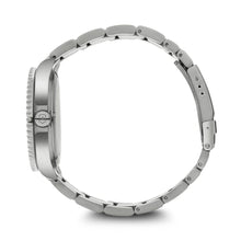 Load image into Gallery viewer, RELOJ VICTORINOX MAVERICK LARGE 43MM VERDE BRAZALETE, 241934
