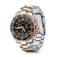 Load image into Gallery viewer, RELOJ VICTORINOX MAVERICK CHRONOGRAPH 43MM NEGRO BRAZALETE, 241952
