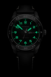 RELOJ VICTORINOX SWISS ARMY QUARTZ 42MM, CUERO NEGRO 242041