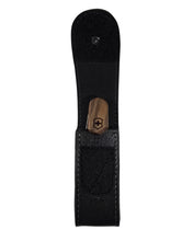 Load image into Gallery viewer, Set Victorinox Completo con Navaja Huntsman, Estuche y Cordón
