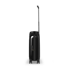 Load image into Gallery viewer, MALETA VICTORINOX AIROX GLOBAL HARDSIDE CARRY-ON, NEGRO 612497
