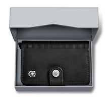 Load image into Gallery viewer, TARJETERO VICTORINOX ALTIUS SECRID, CUERO NEGRO 612681
