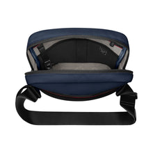 Load image into Gallery viewer, MANOS LIBRES VICTORINOX ALTMONT MODERN, NAVY BLUE 653538
