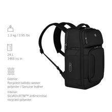 Cargar imagen en el visor de la galería, MORRAL VICTORINOX WERKS TRAVELER DELUXE BACKPACK, NEGRO 653644

