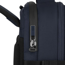 Cargar imagen en el visor de la galería, MORRAL VICTORINOX WERKS TRAVELER COMPACT BACKPACK, AZUL 653643
