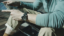 Load and play video in Gallery viewer, RELOJ VICTORINOX I.N.O.X. 43MM NEGRO, 241682.1
