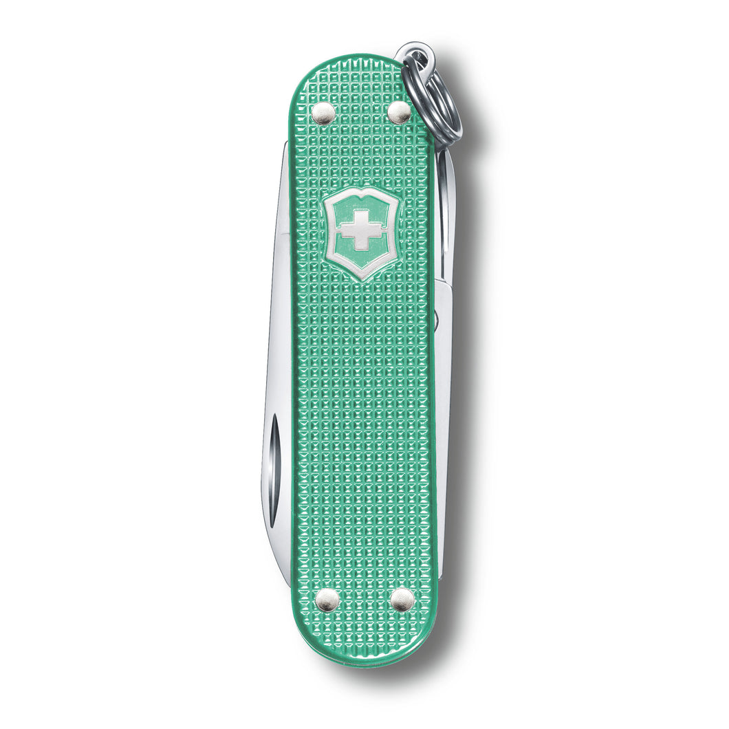 NAVAJA VICTORINOX CLASSIC SD ALOX MINTY MINT, CAJA PLEGABLE 0.6221.221G