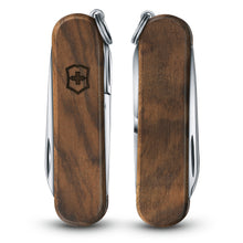 Load image into Gallery viewer, Multiherramienta Victorinox Classic SD Wood, 0.6221.63

