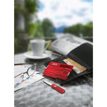 Load image into Gallery viewer, SWISSCARD CLASSIC VICTORINOX, ROJO TRANSLUCIDO 0.7100.T
