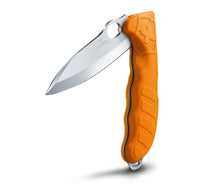 Cargar imagen en el visor de la galería, Multiherramienta Victorinox  Hunter Pro con ojal de fijacion, naranja 0.9411.M9
