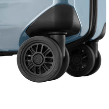 Load image into Gallery viewer, MALETA VICTORINOX FREQUENT FLAYER CARRY-ON, AZUL CLARO 610916
