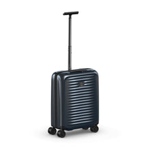 Cargar imagen en el visor de la galería, MALETA VICTORINOX AIROX GLOBAL HARDSIDE CARRY-ON 610921

