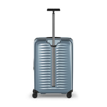 Load image into Gallery viewer, MALETA VICTORINOX AIROX MEDIUM HARDSIDE CASE, AZUL CLARO 610925

