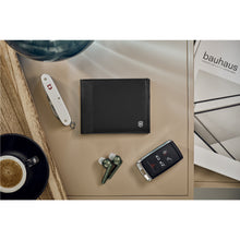 Cargar imagen en el visor de la galería, BILLETERA VICTORINOX ALTIUS ALOX BI FOLD, NEGRO 611570
